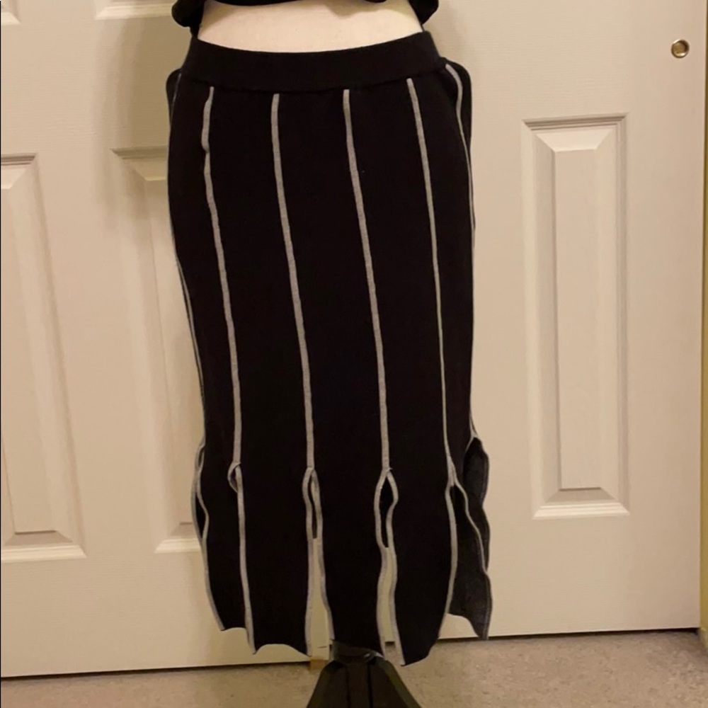 Chelsea and Theodore skirt